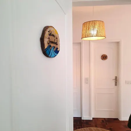 Tika Surf Camp Ericeira