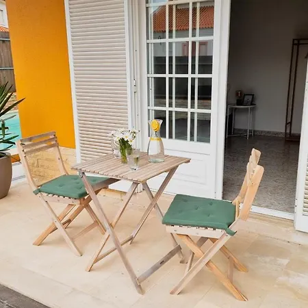 Tika Surf Camp Ericeira Hotel Carvoeira